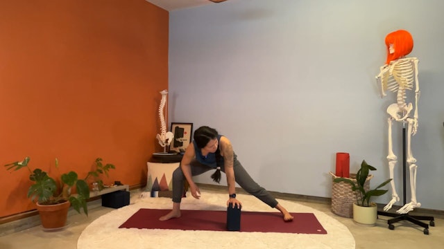45 min Hatha Yoga 1/2 w/ Elena - Oute...