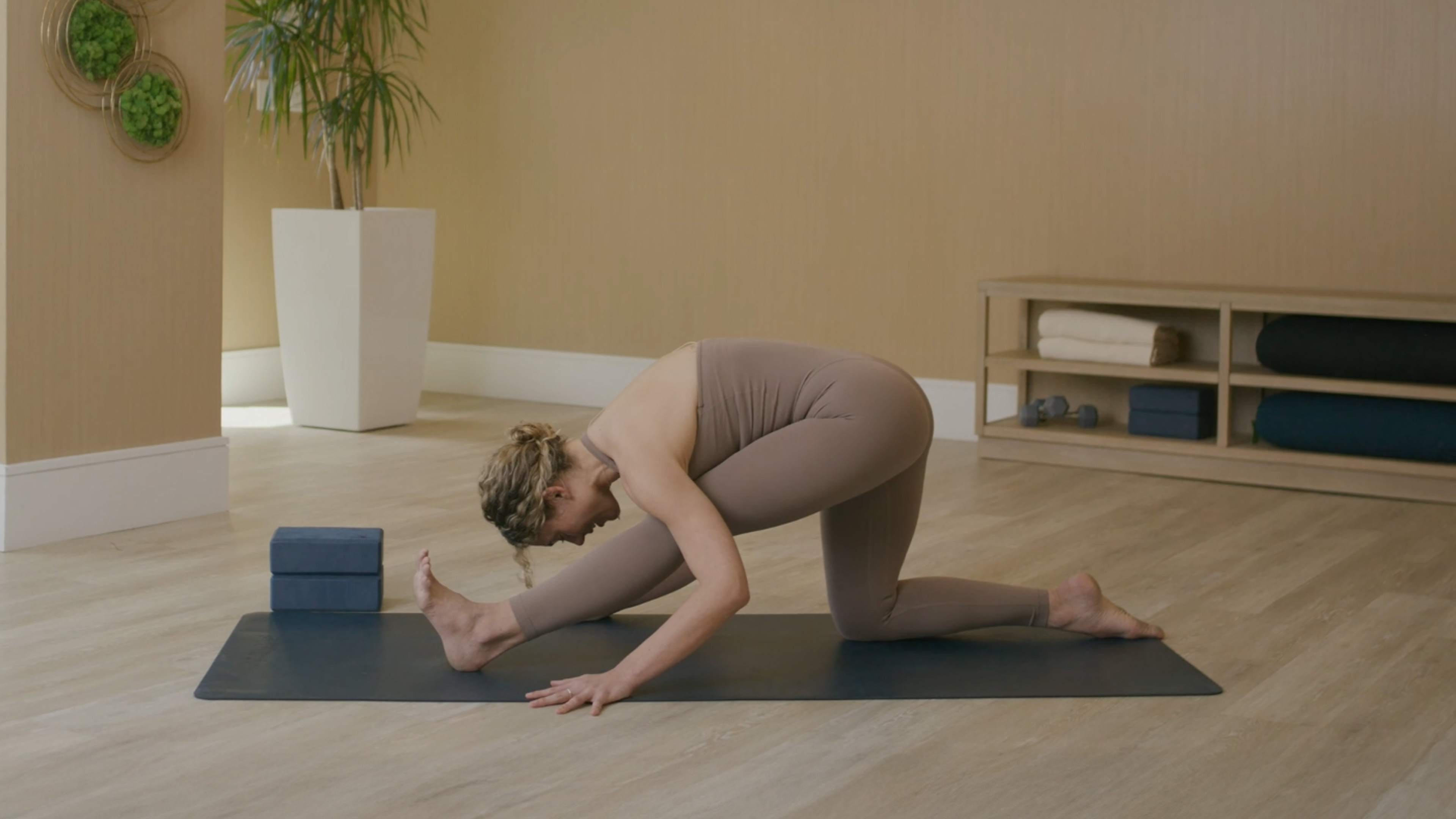 30 min Me-Time Gentle Yoga w/ Ashley