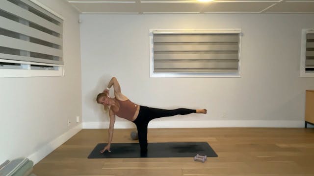 30 min Barre Tone w/ Maya - 11/6/25