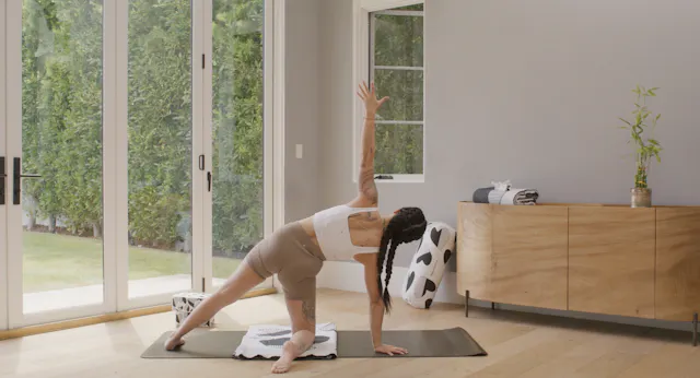 20 min Healthy Hips: Elena