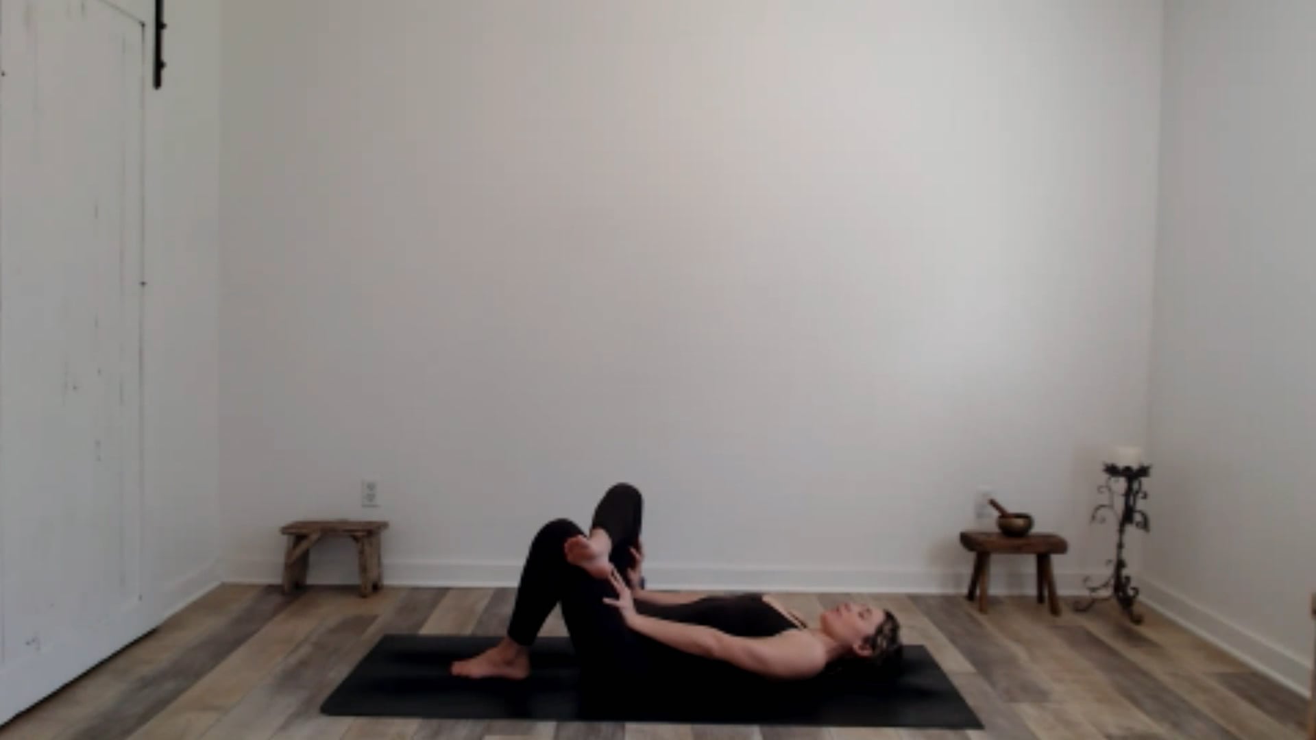 60 min Vinyasa Flow w/ Ashley - Flow ...