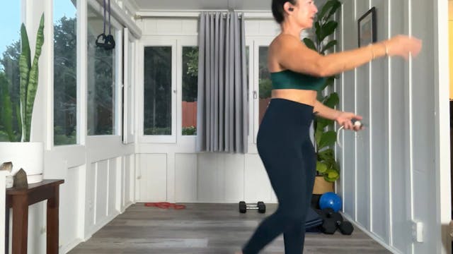 45 min Body Sculpt w/ Tracy - Core 10...