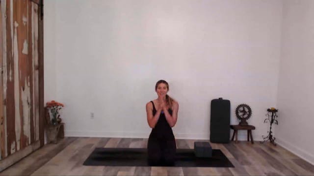 60 min YogaWorks w/ Ashley - Feel Goo...