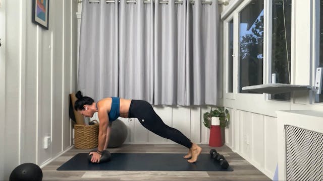 45 min Body Sculpt w/ Tracy- Plank He...