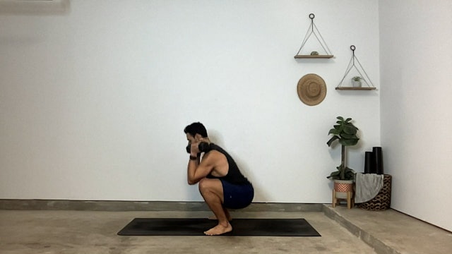 30 min Yoga Sculpt with Gustavo - Leg...