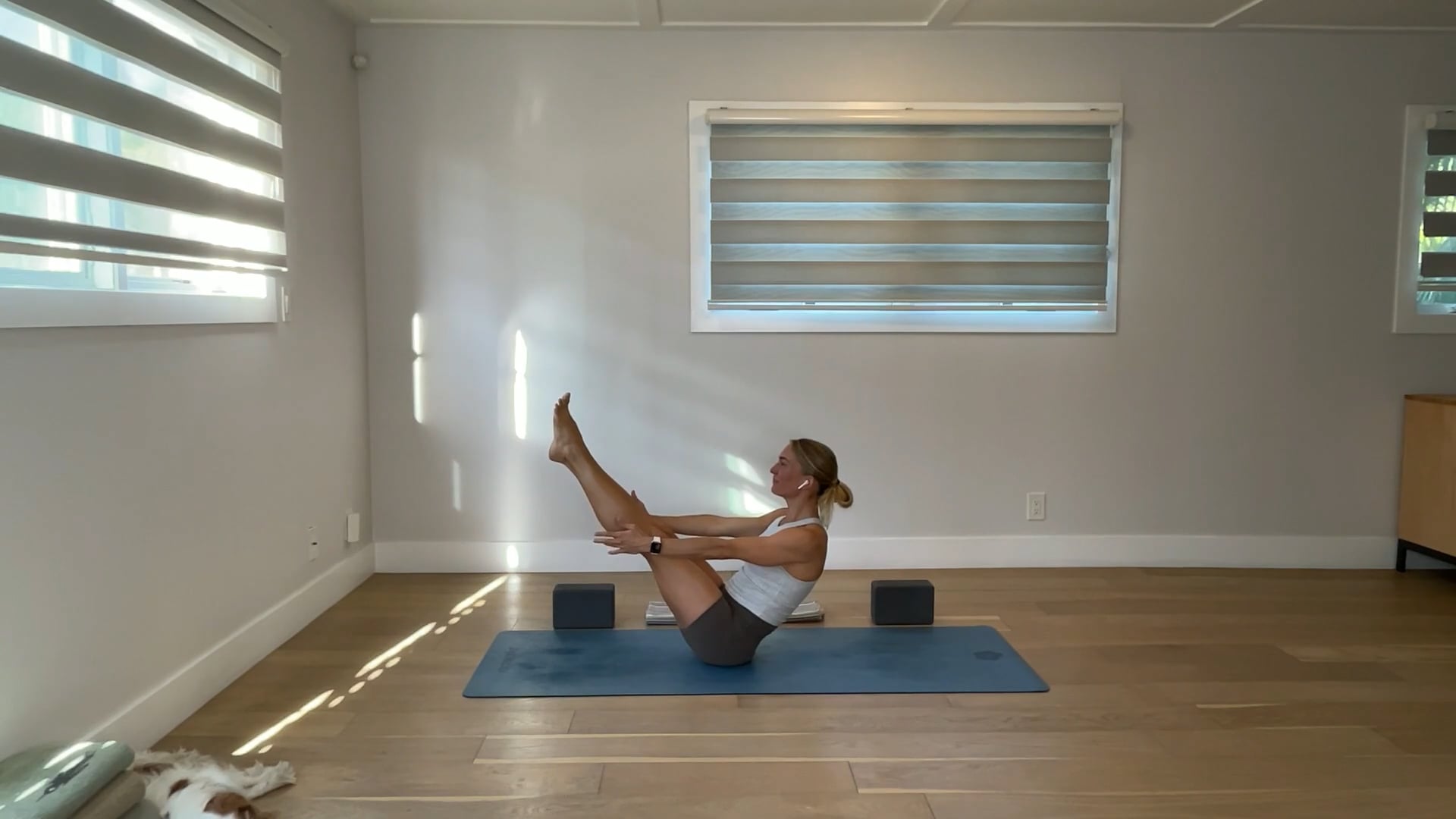 60 min YogaWorks Level 2: Maya