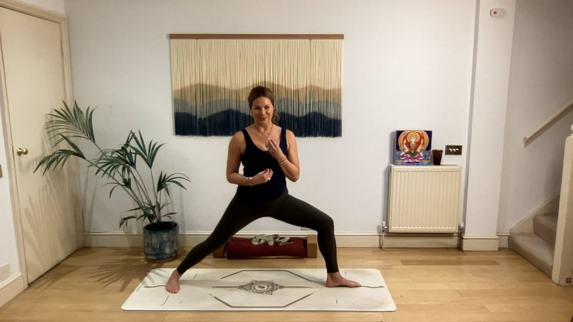 60 min Bittersweet Symphony Vinyasa Level 2/3: Mia