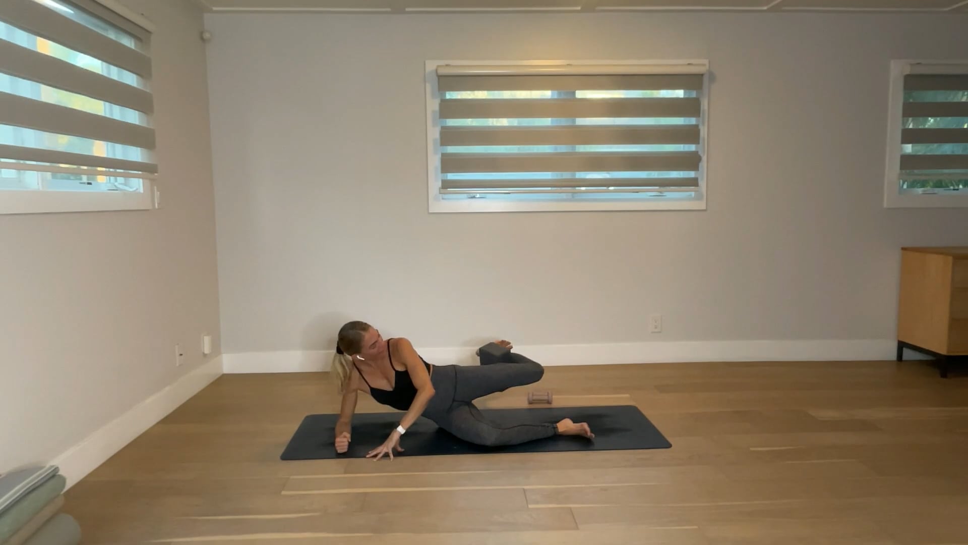 30 min Barre Tone w/ Maya - 10/23/25