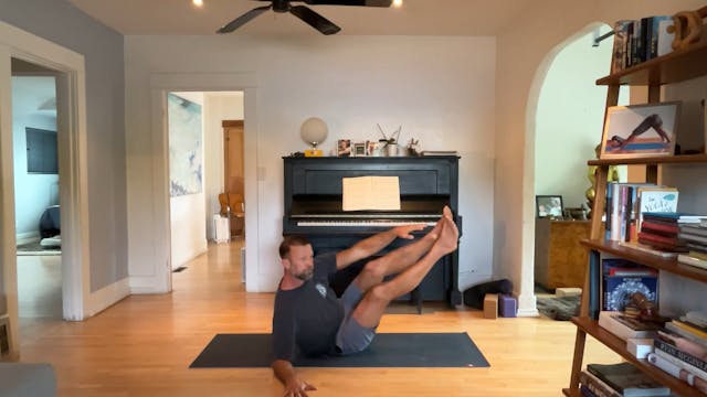 45 min Vinyasa 2 w/ Vytas - Midweek S...