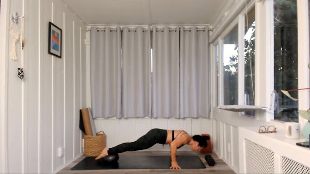 45 min BodyWorks w/ Tracy- Four Round...