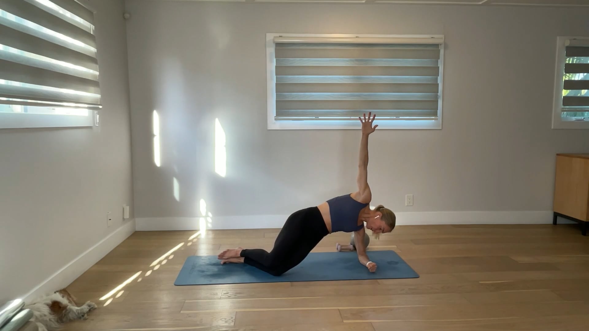 30 min Barre Tone: Maya