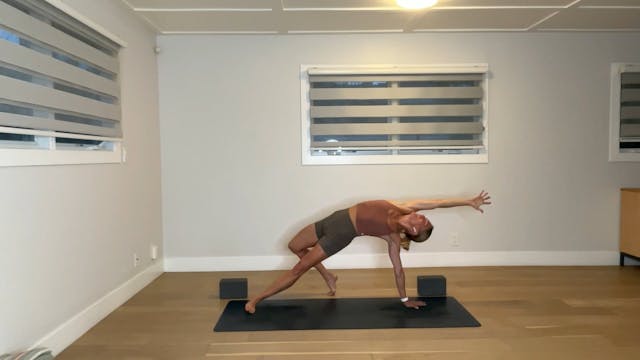 60 min YogaWorks Level 2: Maya