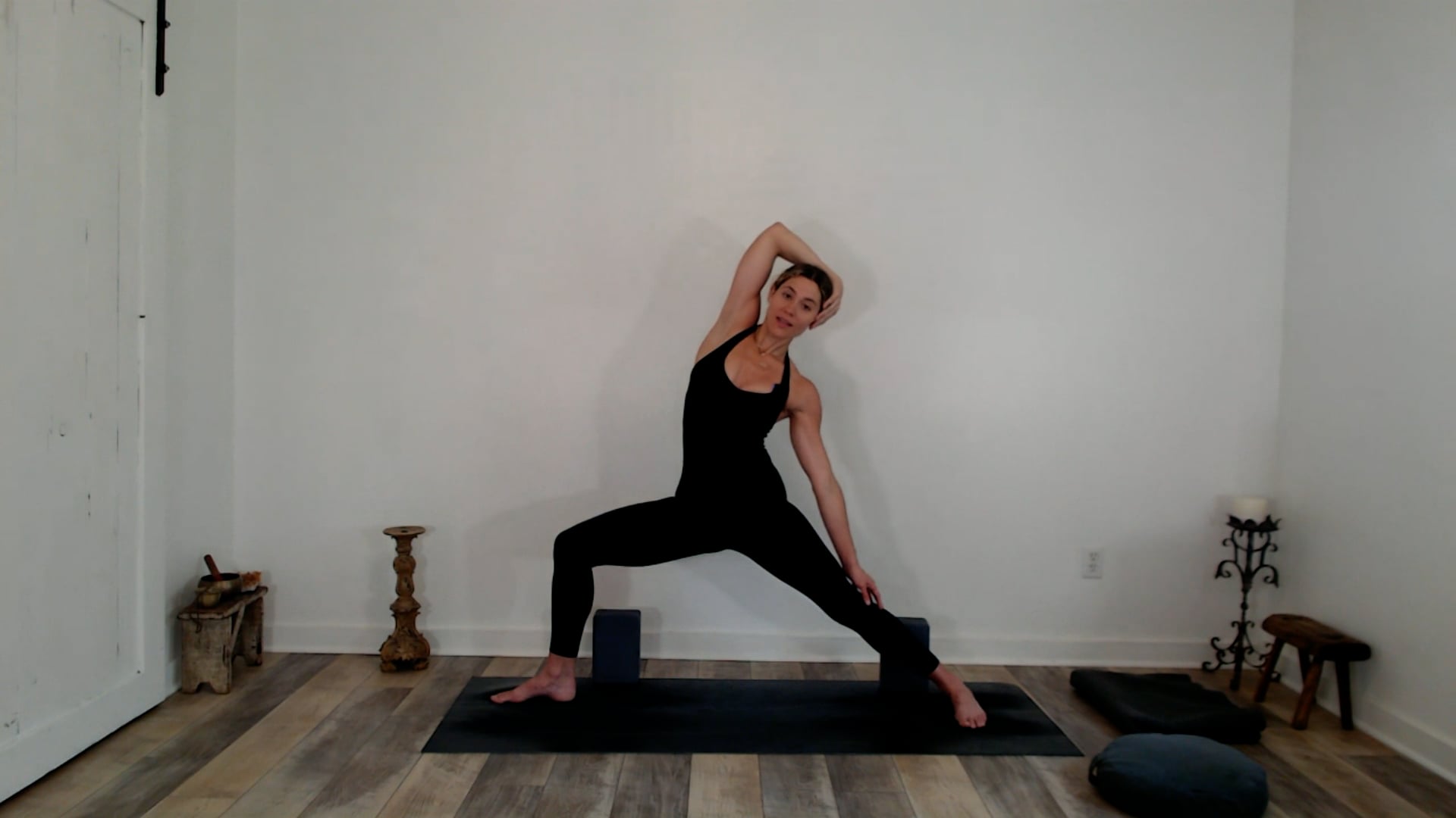 30 min Gentle Opening Hatha: Ashley