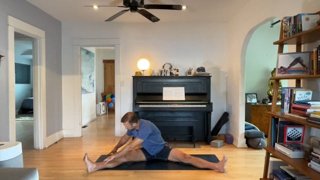 45 min Vinyasa 2 : Vytas