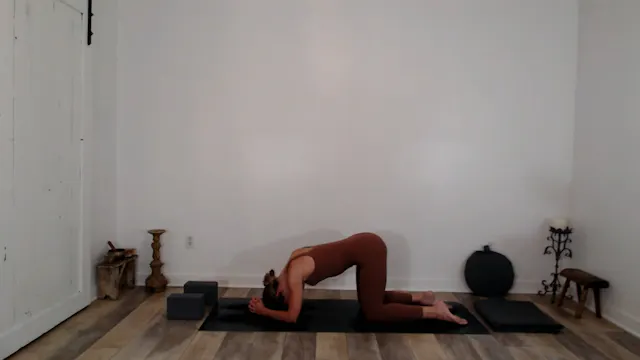 LIVE: 6am PST Hatha Yoga w/ Ashley - ...