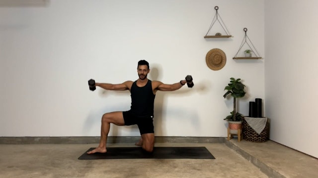 45 min Yoga Sculpt w/ Gustavo – Energizing Full Body Sculpt – 12/17/2023