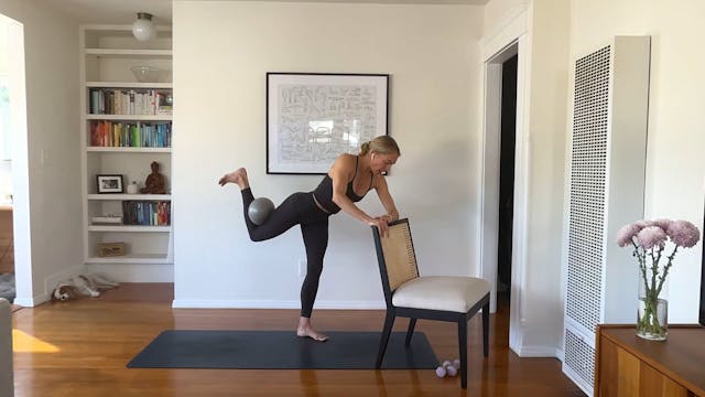 25 min Barre Tone w/ Maya - 3/24/24