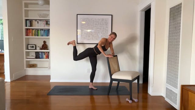 25 min Barre Tone w/ Maya - 1/4/24