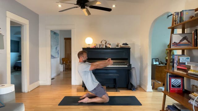 30 min Vinyasa 2 : Vytas