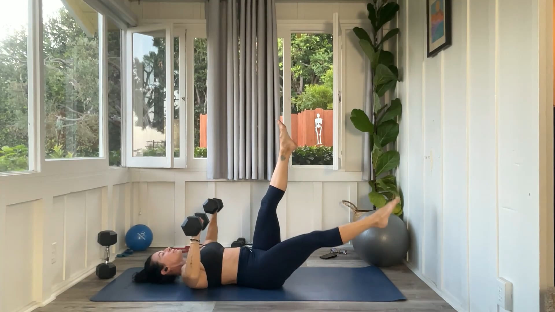 45 min Body Sculpt w/ Tracy - Upper B...