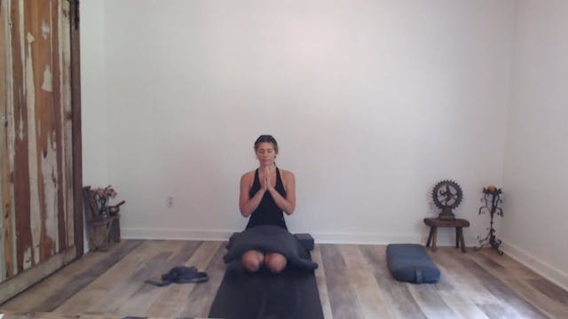 60 min YogaWorks w/ Ashley - Wall Pra...