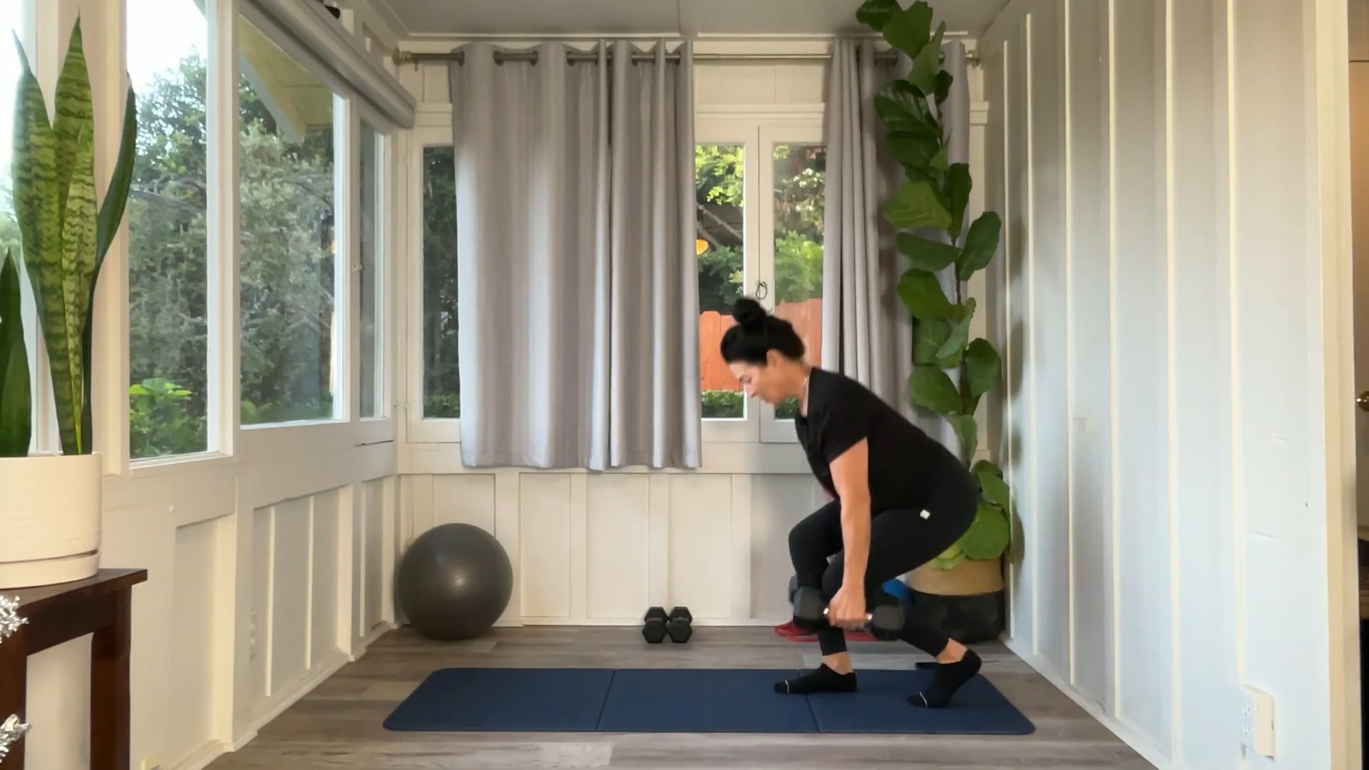 45 min Body Sculpt Legs + Core: Tracy