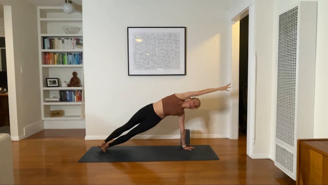 60 min YogaWorks 2 w/ Maya - Shoulder...