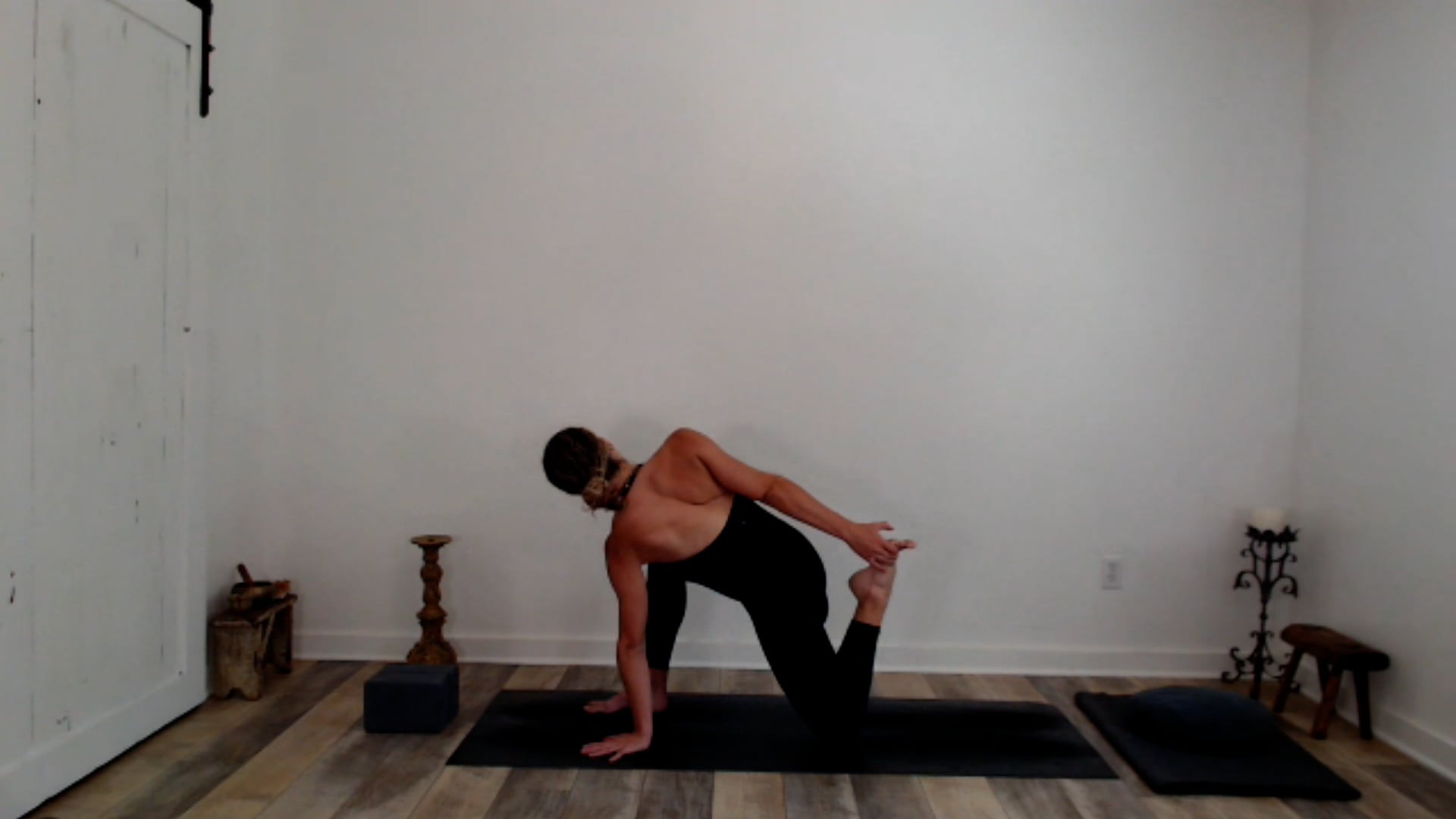 60 min Quality of Being Vinyasa Flow: Ashley