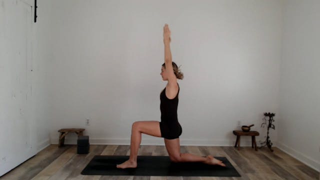 60 min Vinyasa Flow w/ Ashley - Winte...