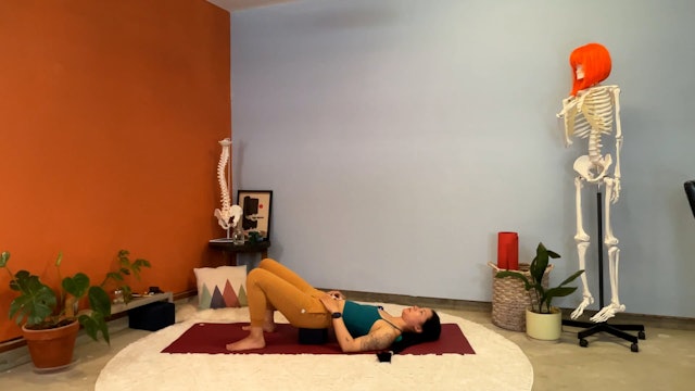 45 min Therapeutic Yoga w/ Elena – Happy, Healthy Shoulders – 6/21/23