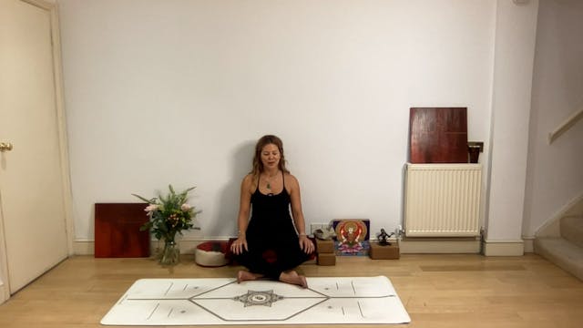 10 min Meditation w/ Mia - Equinox Me...