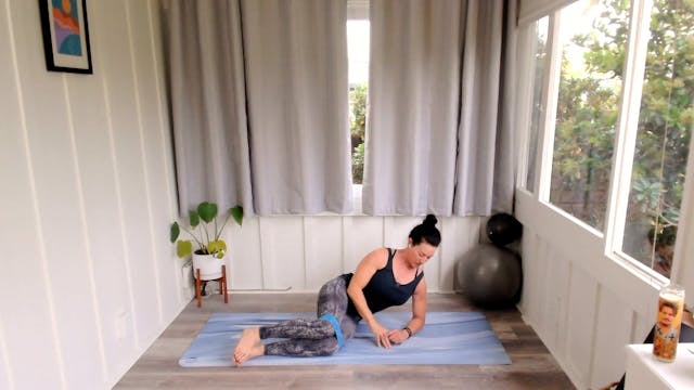 45 min Pilates Mat w/ Tracy Bands Wil...
