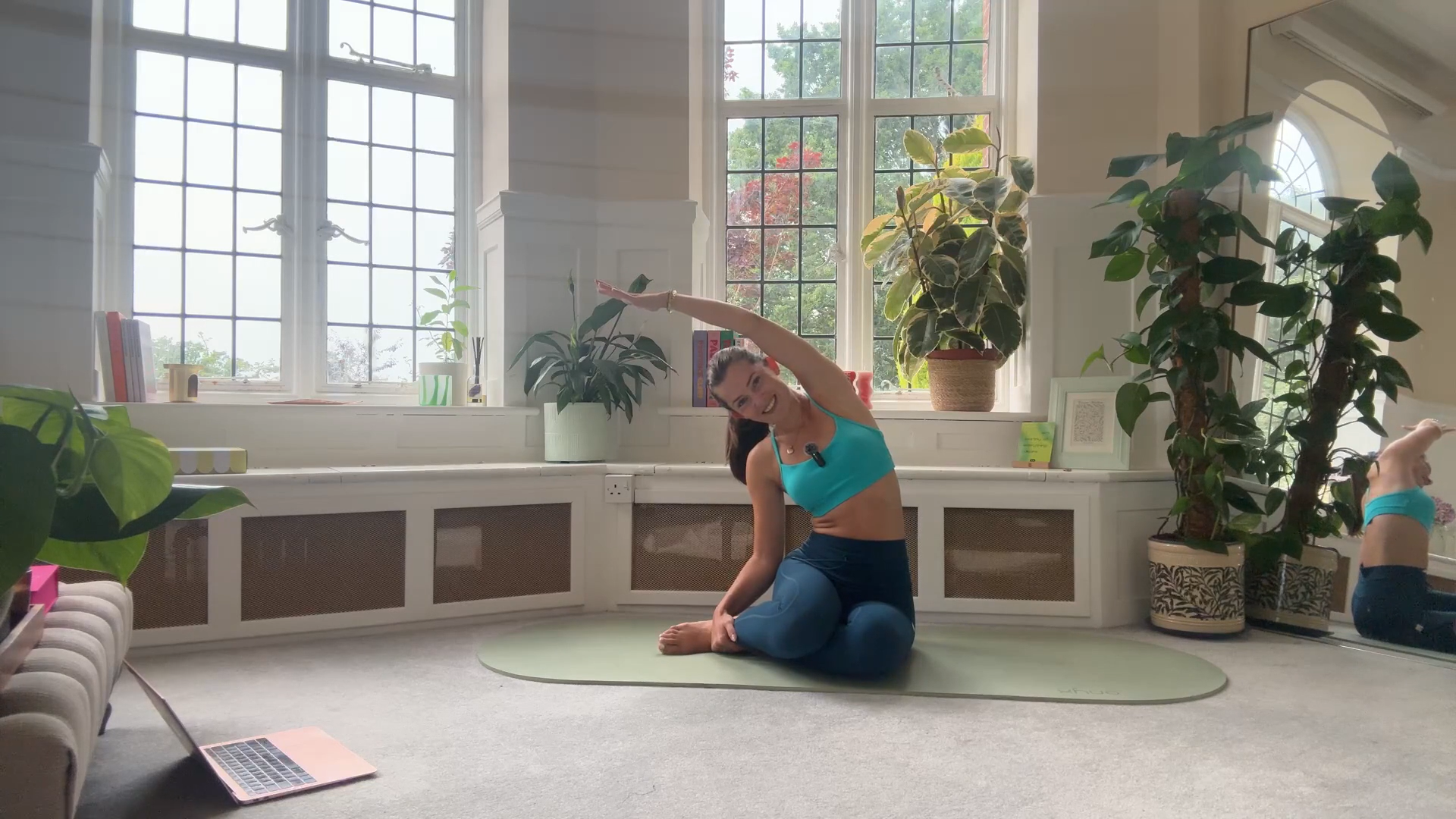 40 min Pilates w/ Georgia - Nice Full Body Class -  8/1/24