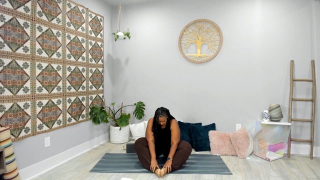 50 min. Yin Yoga w/ Tamika – Cultivate the opposite of darkness 1/8/24