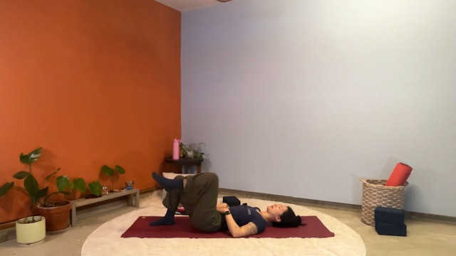 45 min Therapeutic Yoga w/ Elena - Gentle Core 2/10/24