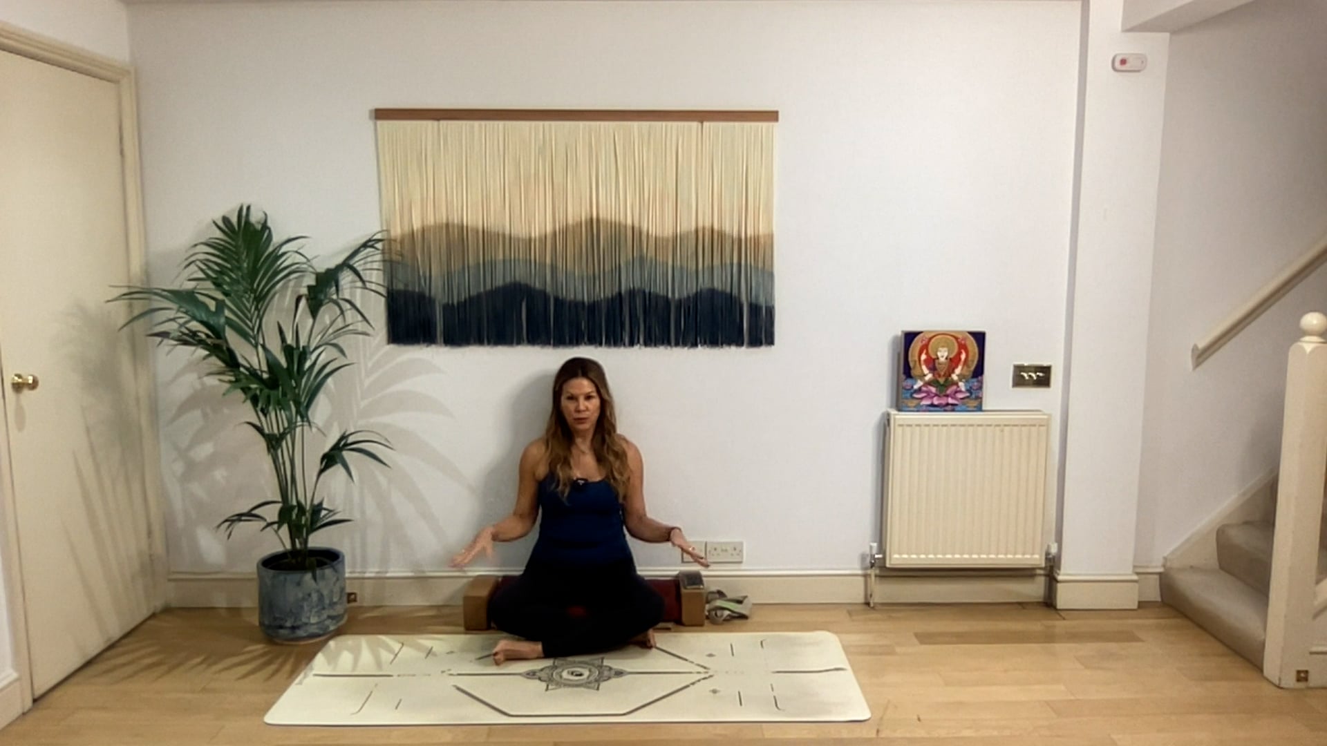 10 min Meditation w/ Mia - Ungrip and...