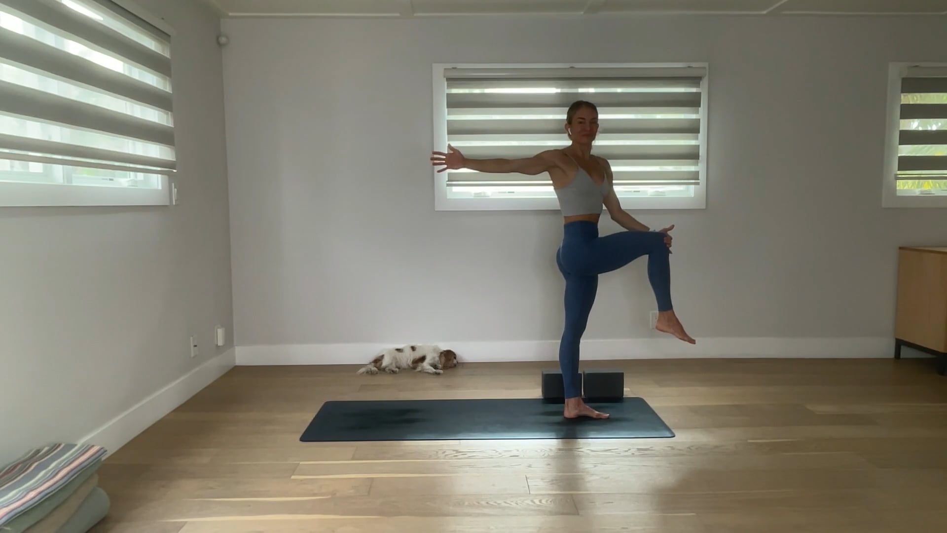 45 min YogaWorks All Levels w/ Maya -...