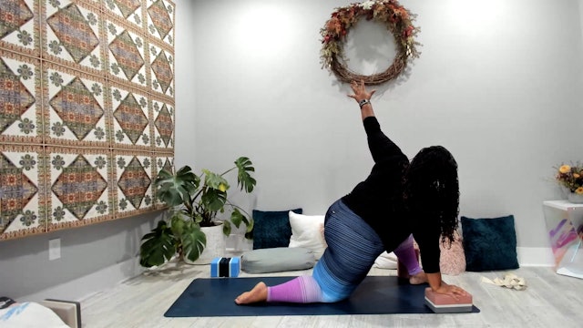 25 min Gentle Yoga w/ Tamika – Cultivate Energetic Balance – 05/02/2023