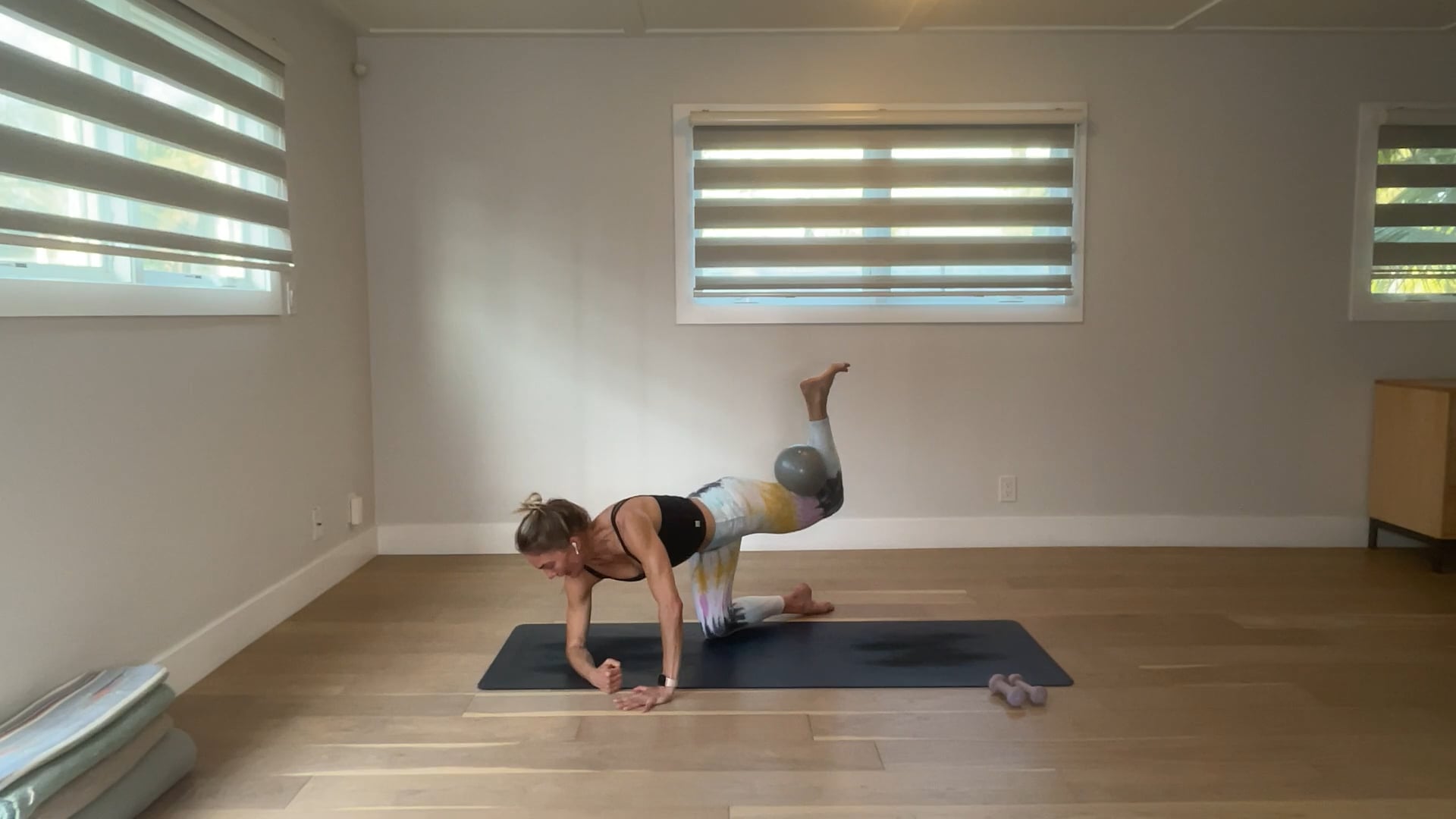 30 min Barre Tone w/ Maya - 4/24/25