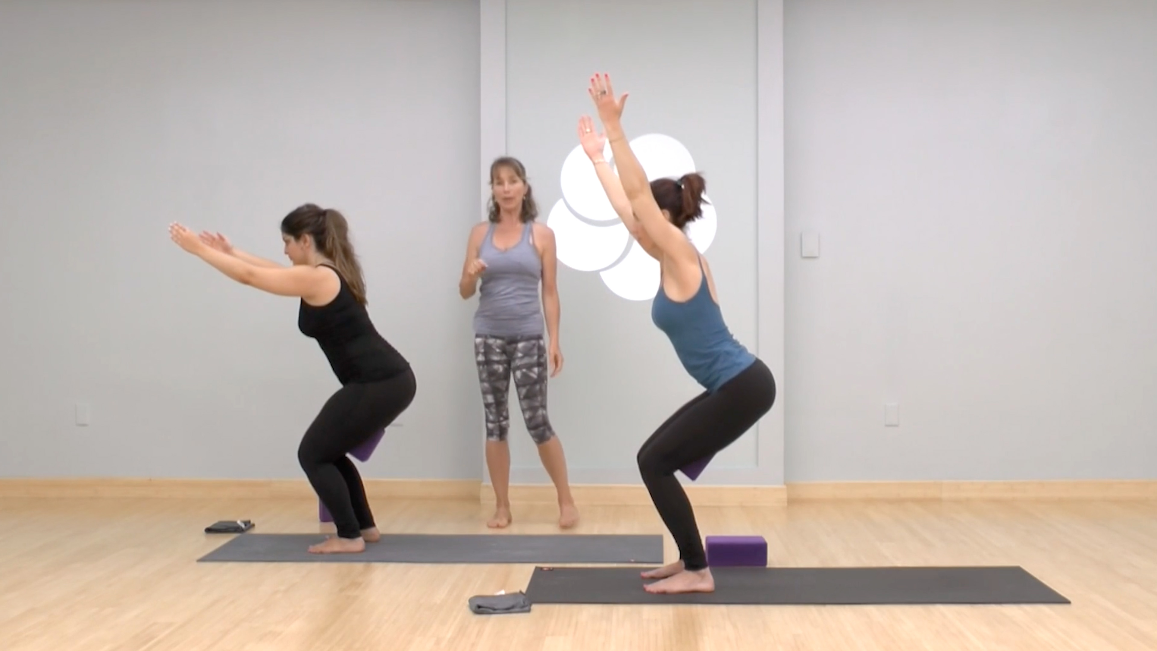 30 min Lower Body Warm Up w/ Birgitte