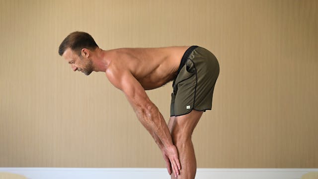 5 minute Malasana for Beginners w/ Vytas