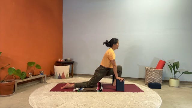45 min Hatha Yoga 1-2 w/ Elena - Brea...
