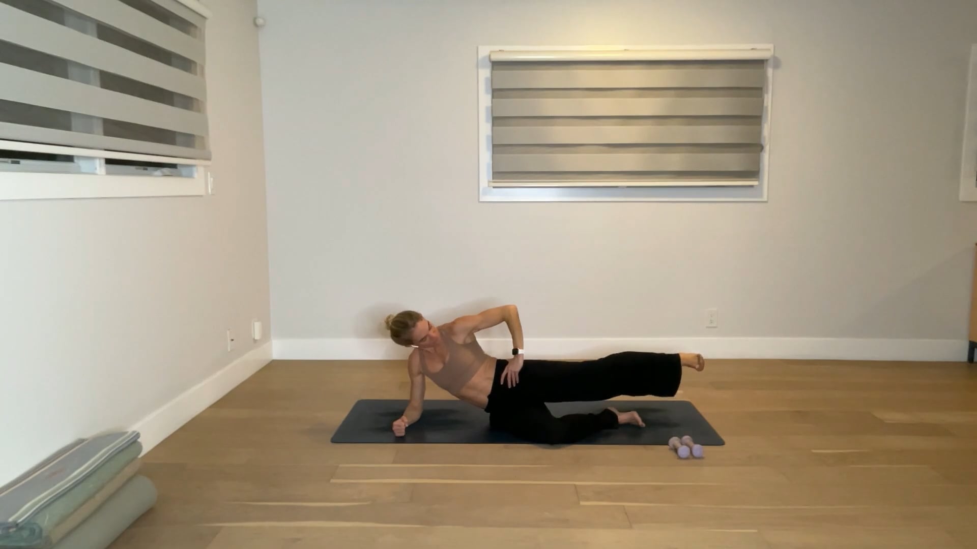 30 min Barre Tone: Maya