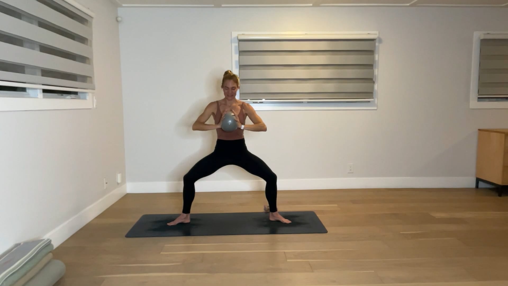 30 min Barre Tone: Maya
