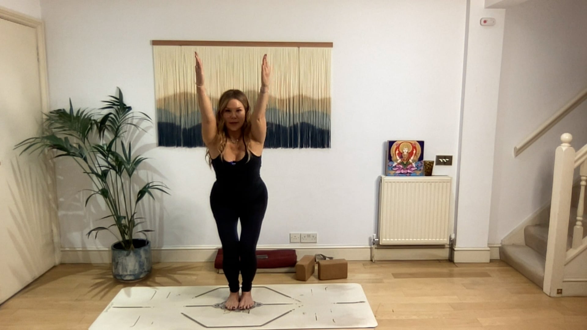 75 min Vinyasa Flow level 2/3 w/ Mia - Rooted and Recpetive - 9/30/2025