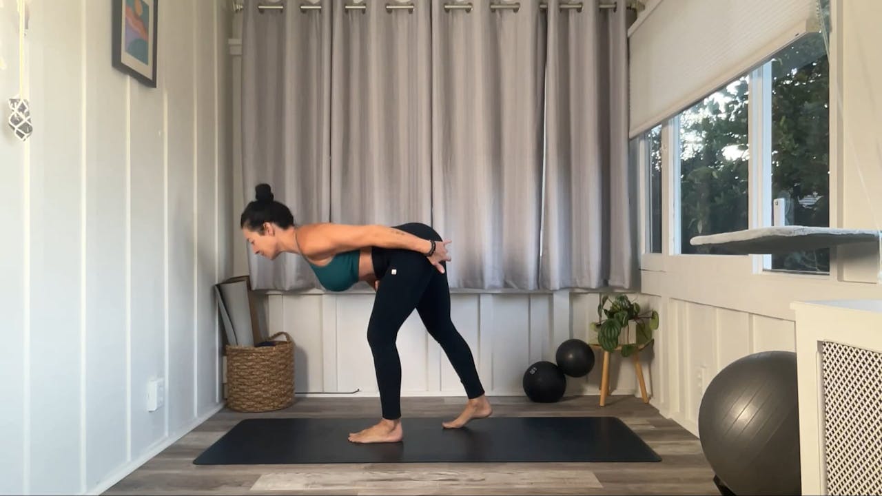 45 min BodyWorks w/ Tracy Leg, Core and Cardio 11/22/23 YogaWorks