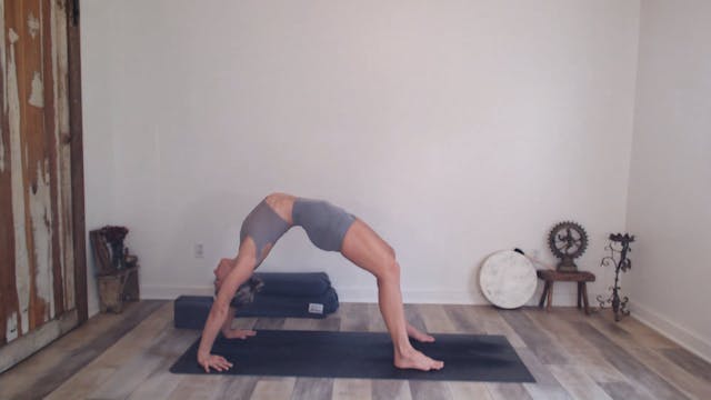60 min YogaWorks w/ Ashley - Backbend...