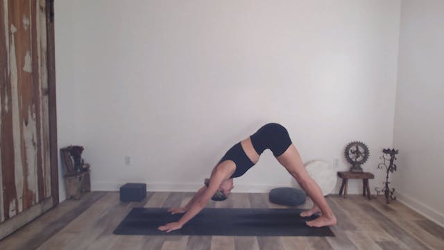60 Min YogaWorks w/ Ashley- Breath & ...