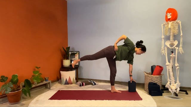 45 min Hatha Yoga 1-2 w/ Elena - 1/2 ...