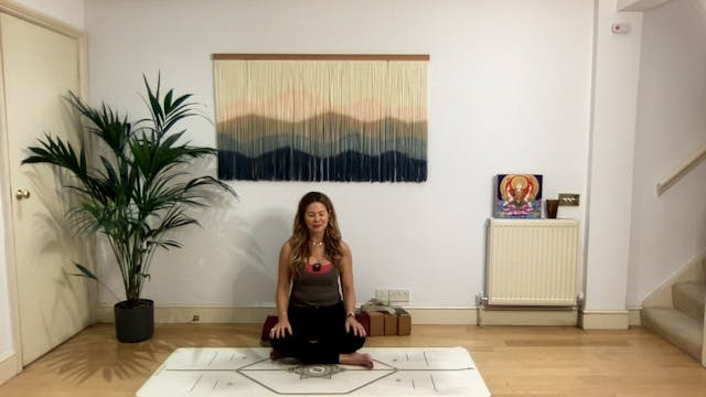 10 min Meditation w/ Mia - Transformi...
